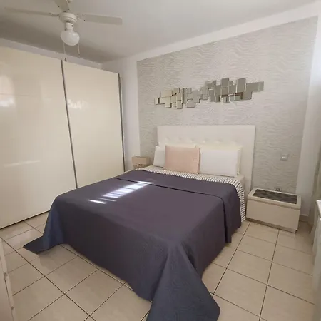 Parque Santiago Las Americas Apartment