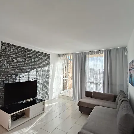 Parque Santiago Las Americas Apartment