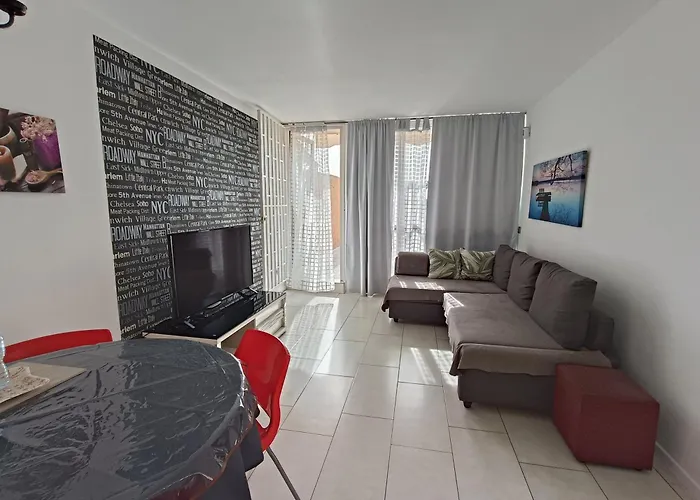 Parque Santiago Las Americas Apartment